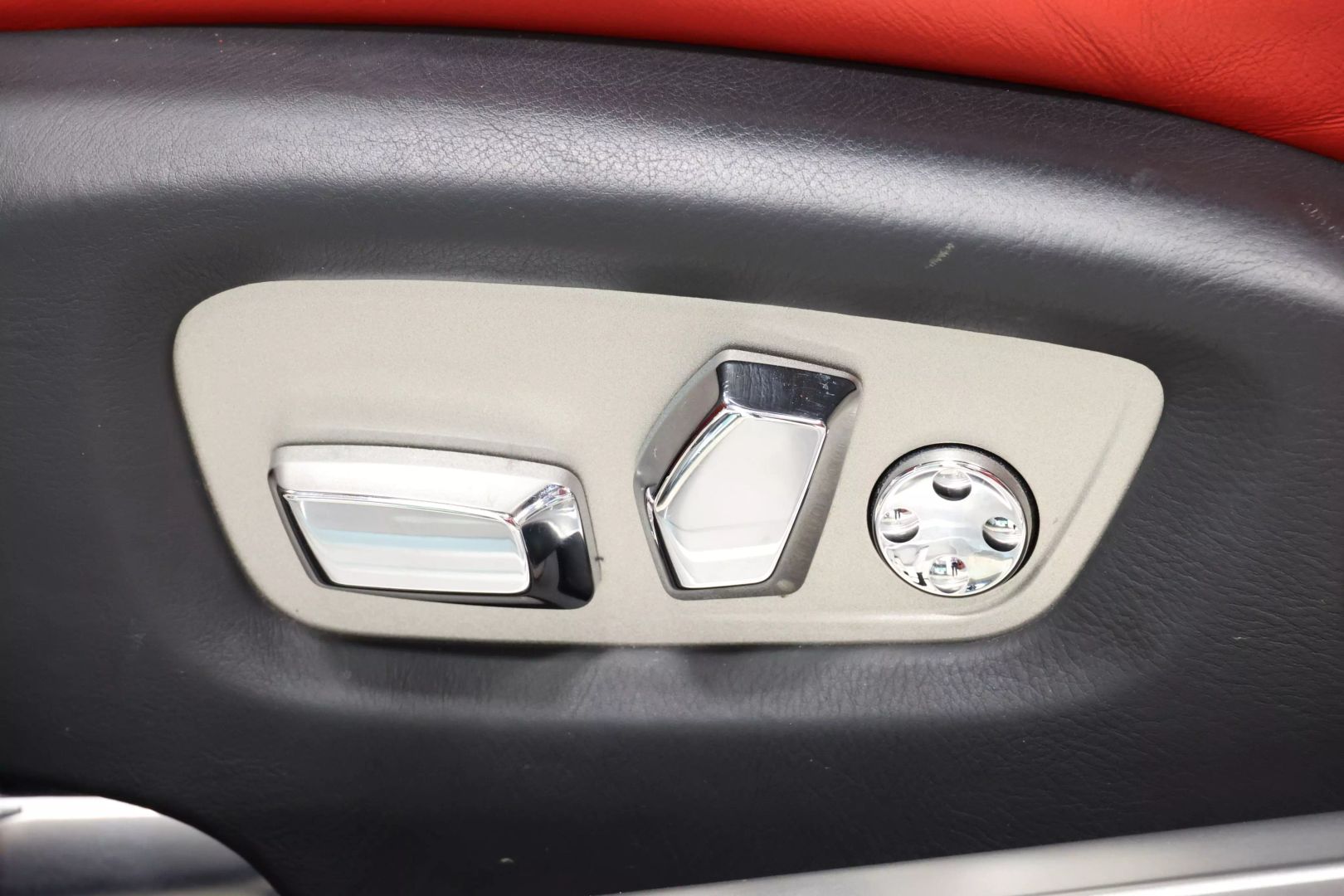 2016 Rolls-royce Wraith - Image 12