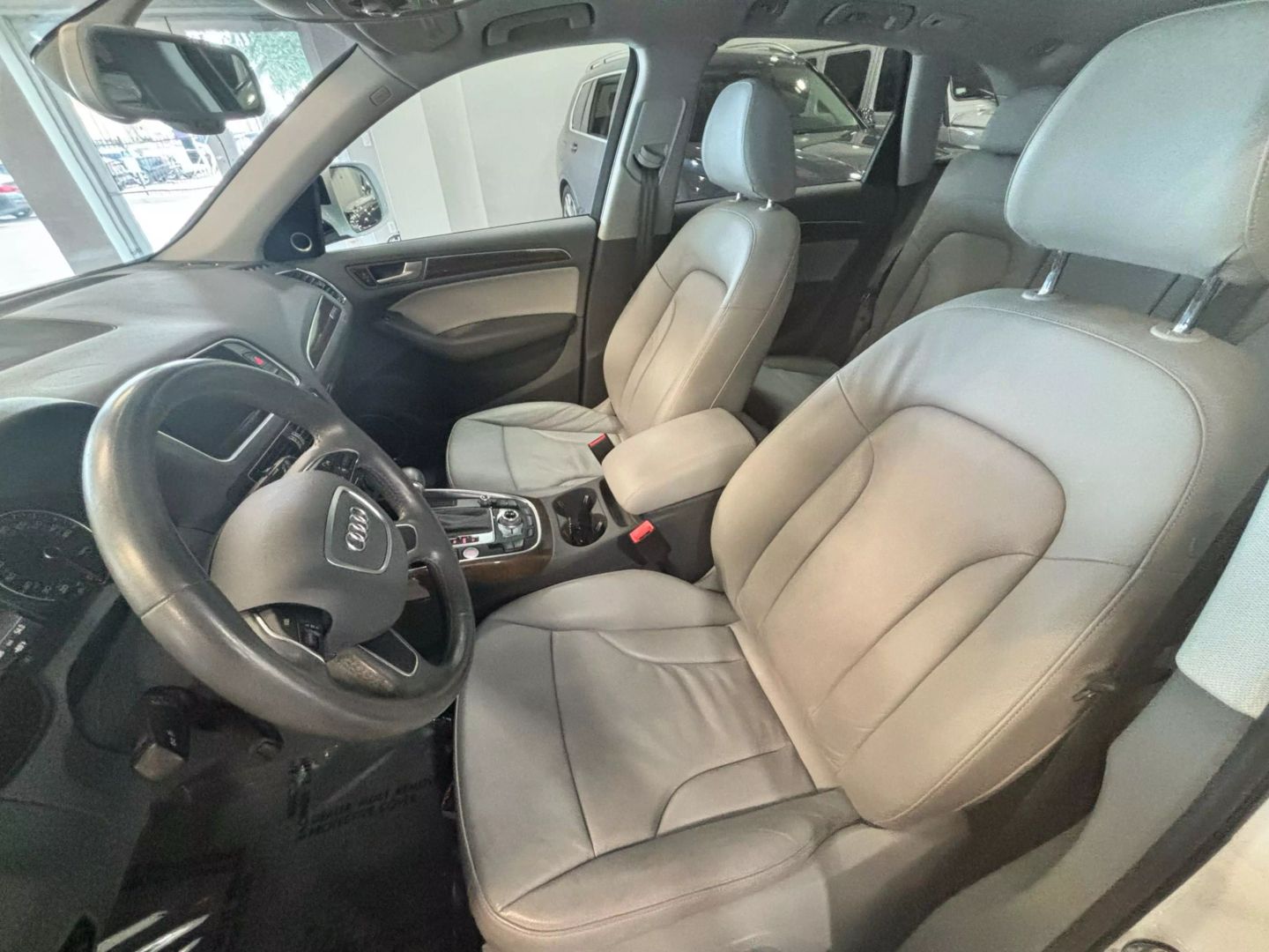 2016 Audi Q5 2.0t Premium Plus Sport Utility 4d - Image 13