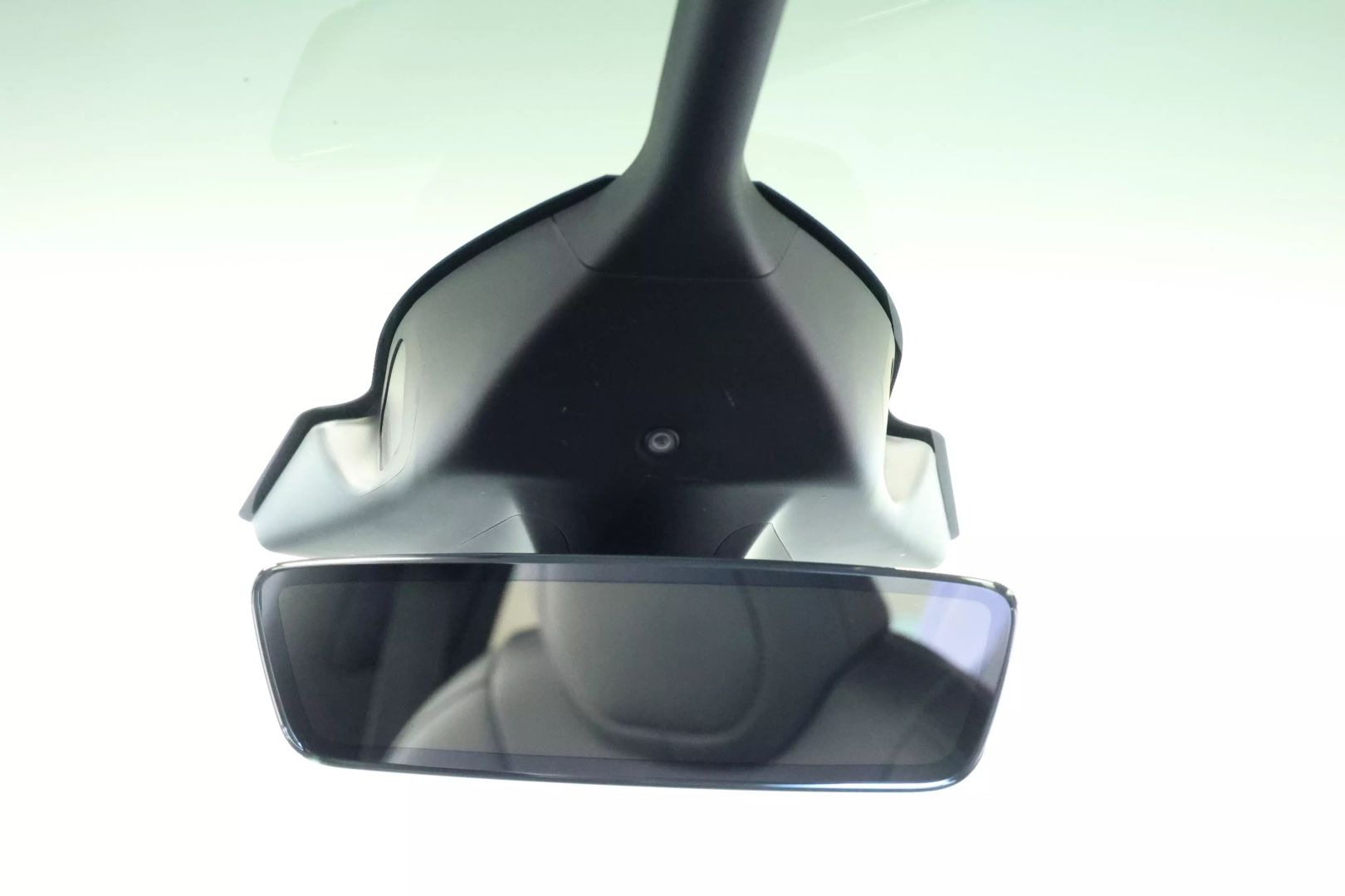 2022 Tesla Model X - Image 38