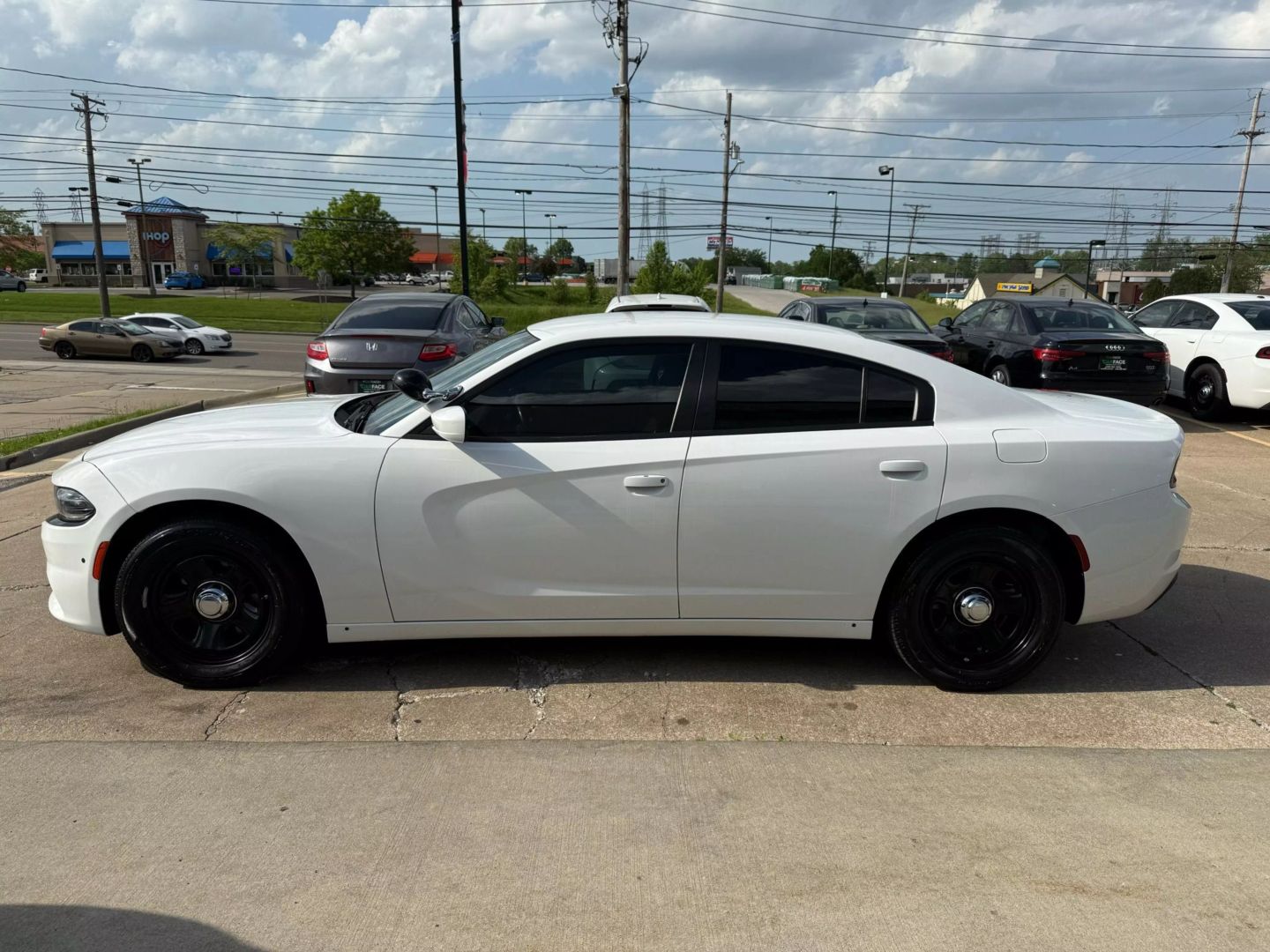 2021 Dodge Charger - Image 6
