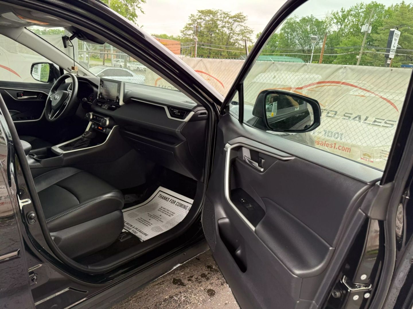 2019 Toyota Rav4 - Image 24