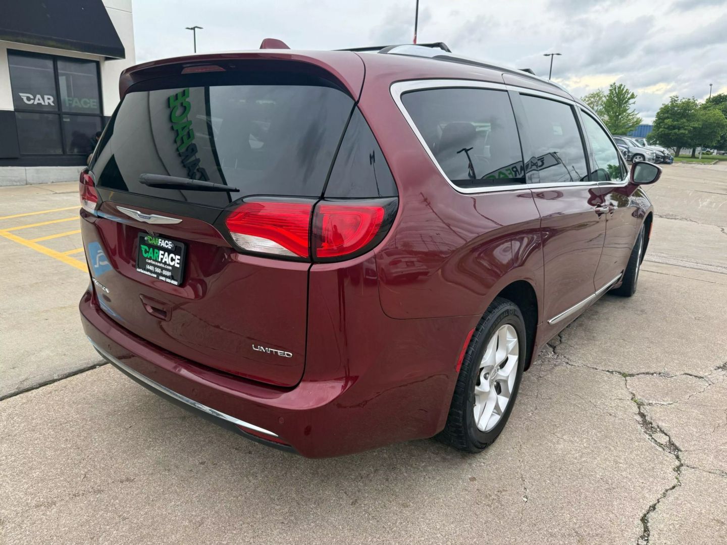 2020 Chrysler Pacifica - Image 15