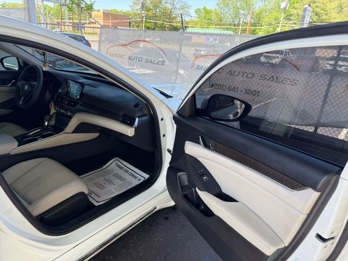 2018 Honda Accord - Image 24