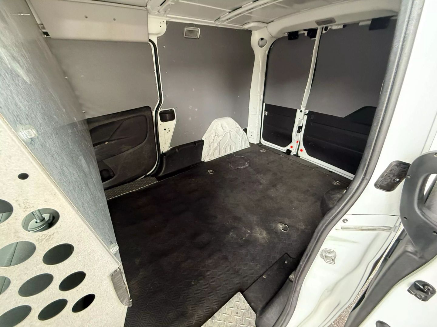 2021 Ram Promaster City Tradesman - Image 18