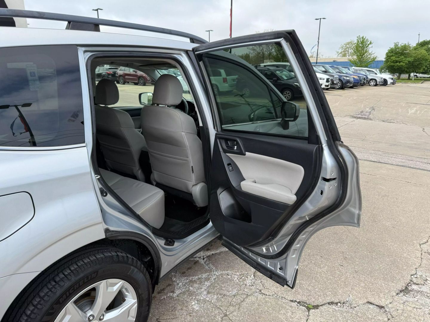 2014 Subaru Forester - Image 20