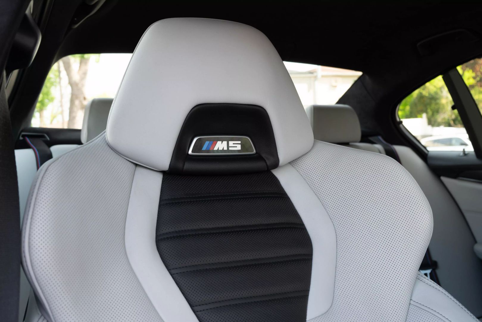 2022 Bmw M5 - Image 57