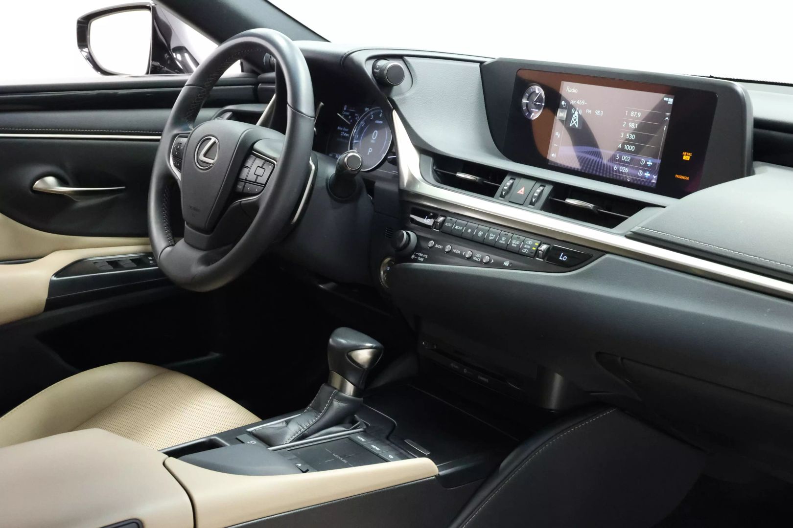 2020 Lexus Es - Image 88