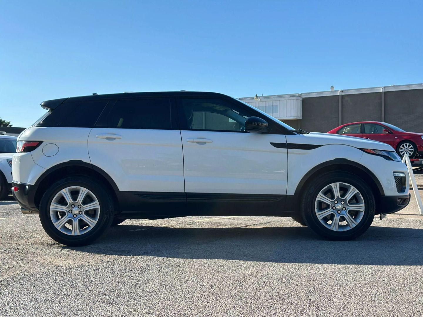 2016 Land Rover Range Rover Evoque - Image 8