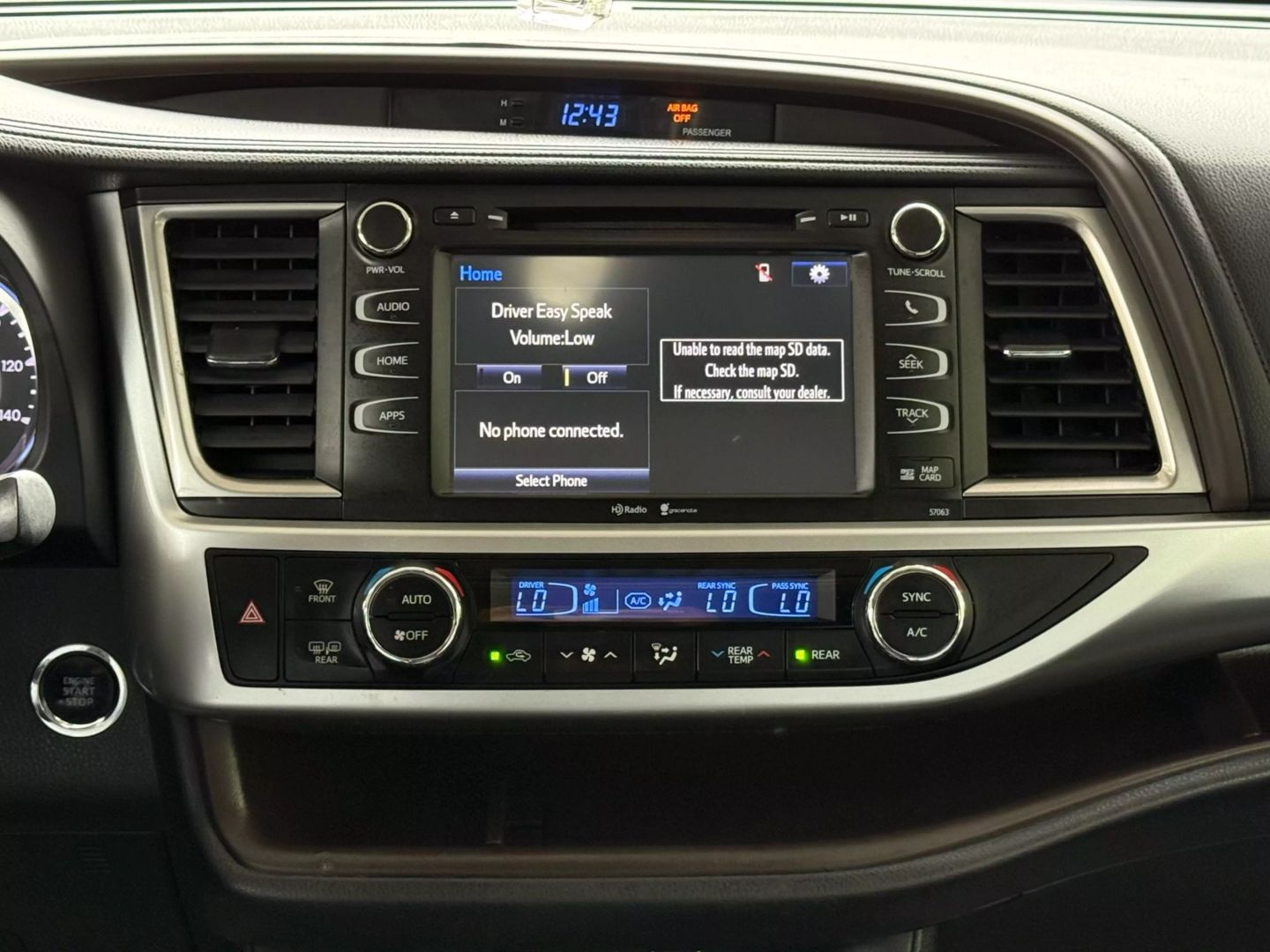 2015 Toyota Highlander - Image 30
