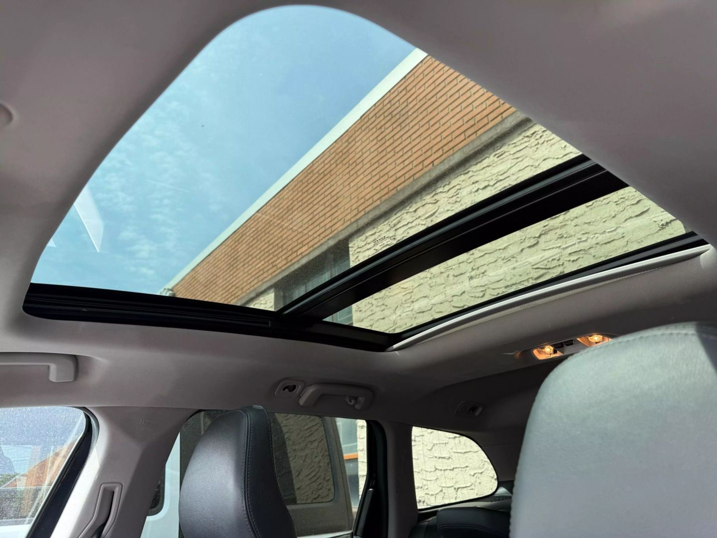 2016 Volvo Xc60 - Image 38