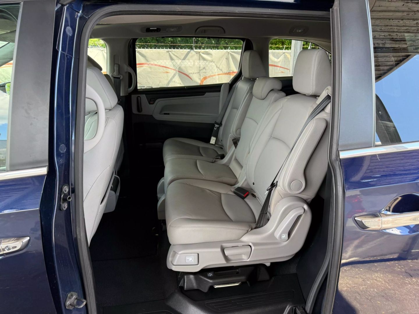 2022 Honda Odyssey - Image 17