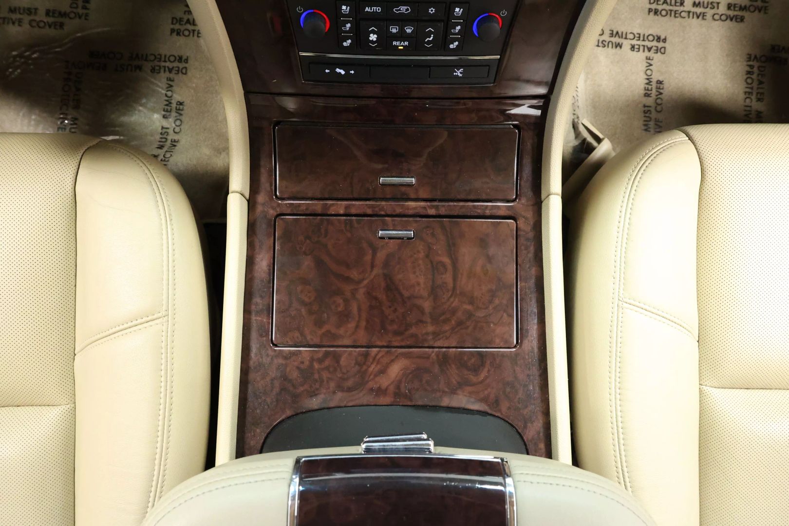 2012 Cadillac Escalade - Image 40