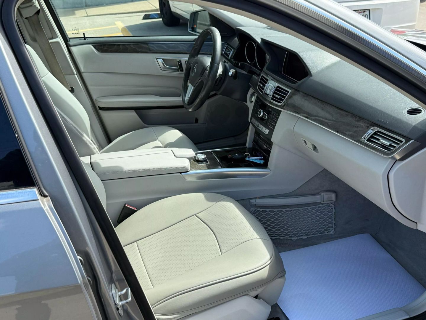 2014 Mercedes-benz E-class - Image 24