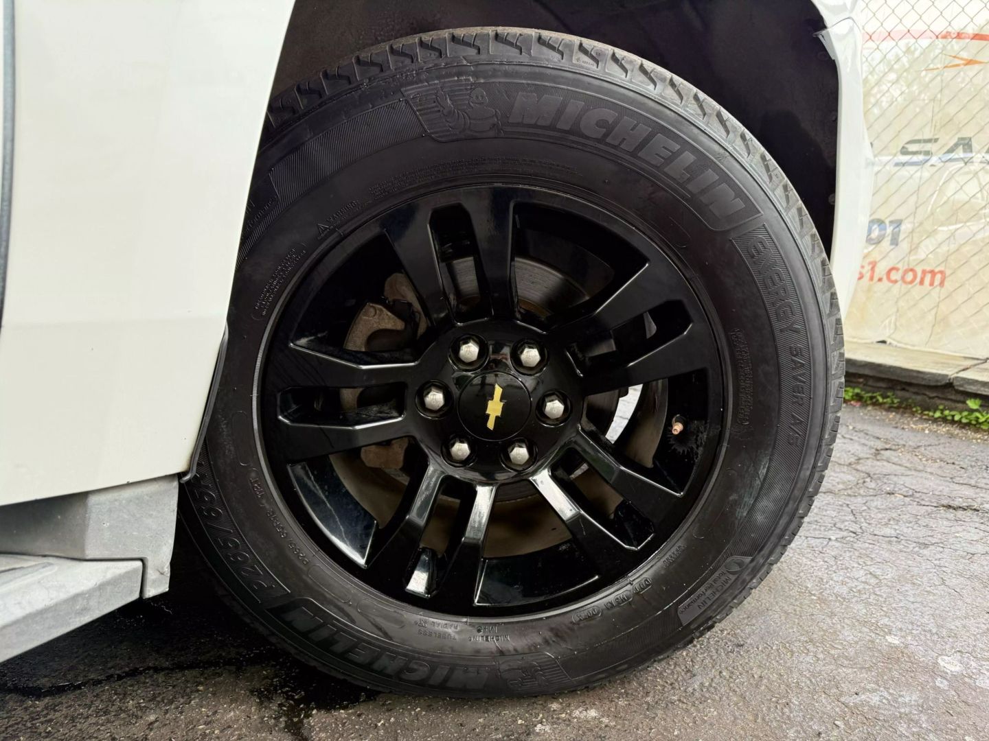 2015 Chevrolet Suburban - Image 47