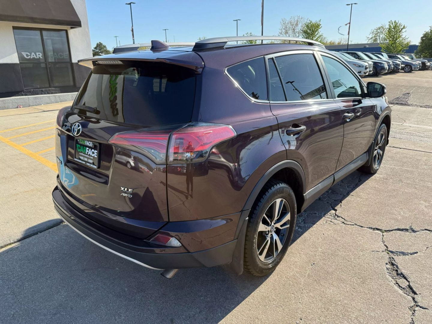 2017 Toyota Rav4 - Image 13
