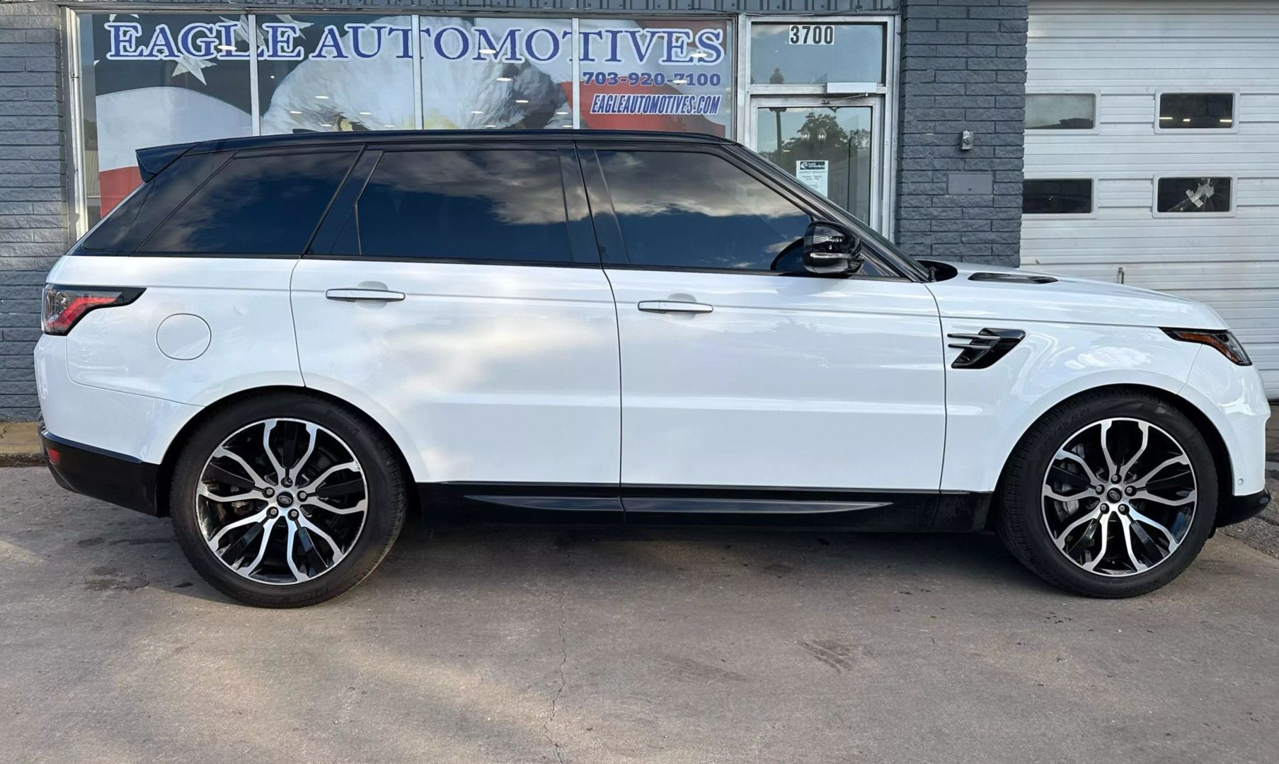 Used 2022 Land Rover Range Rover Sport HSE Silver Edition with VIN SALWR2SU8NA219794 for sale in Arlington, VA