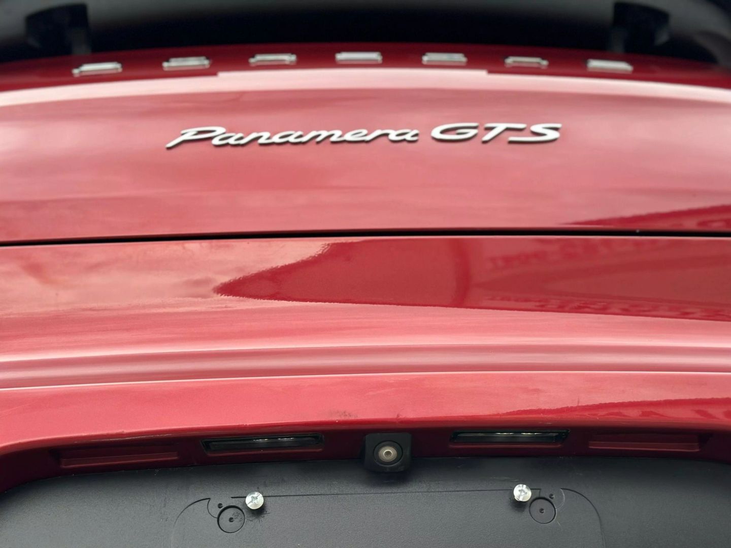 2014 Porsche Panamera - Image 14