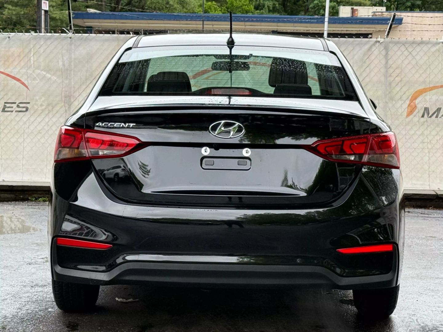 2022 Hyundai Accent - Image 10