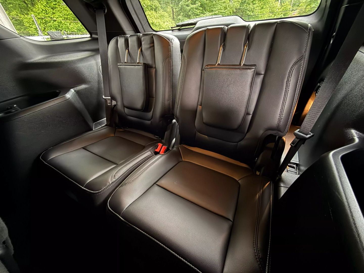 2017 Ford Explorer - Image 20