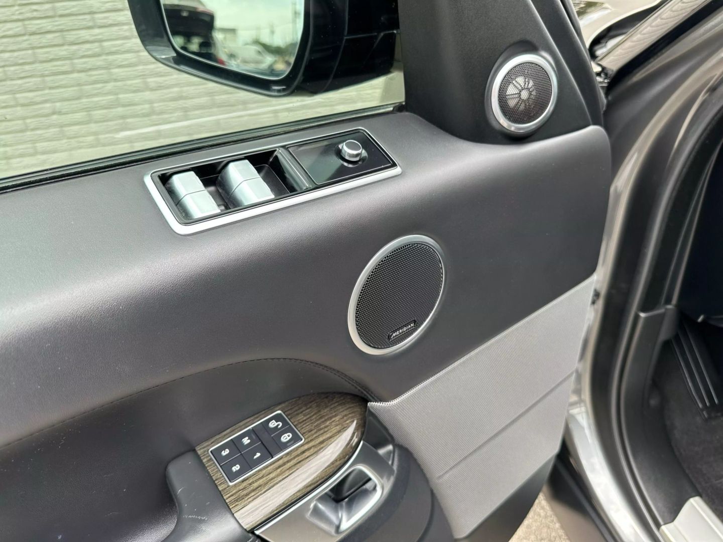 2018 Land Rover Range Rover Sport - Image 27