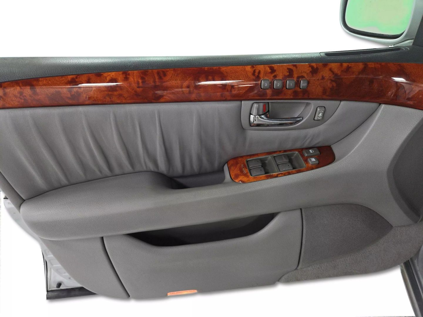 2004 Lexus Ls - Image 19