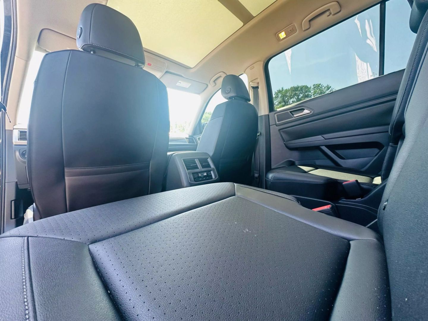 2019 Volkswagen Atlas - Image 18