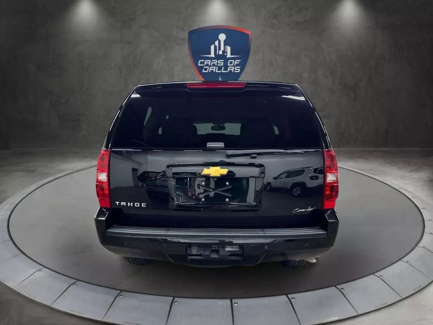 2014 Chevrolet Tahoe - Image 4