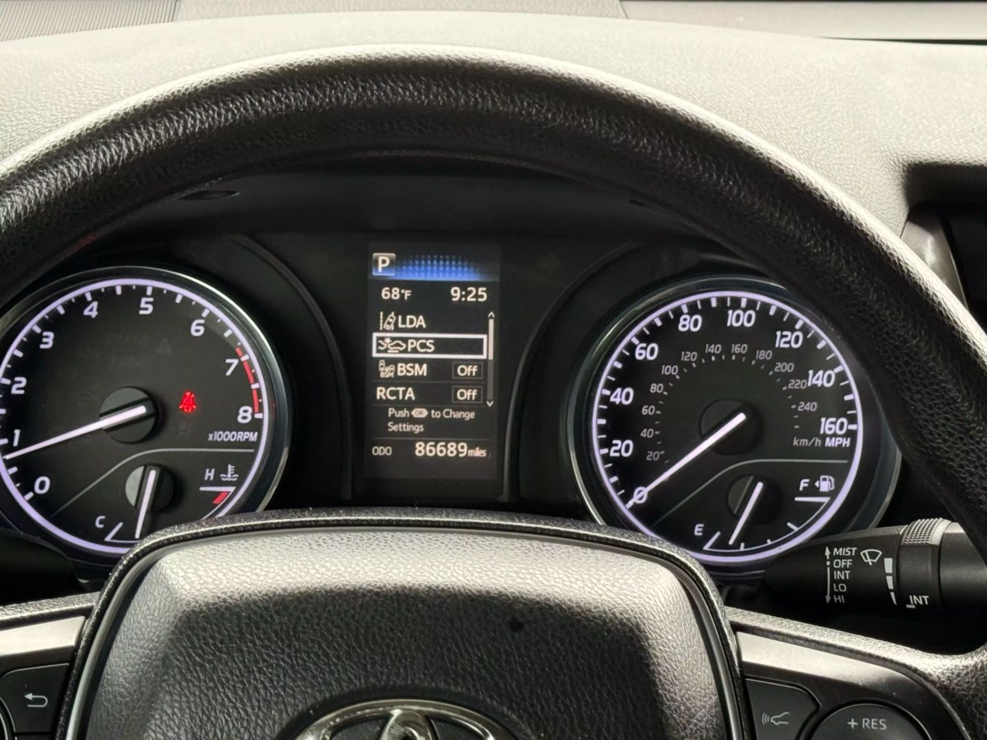 2019 Toyota Camry - Image 34