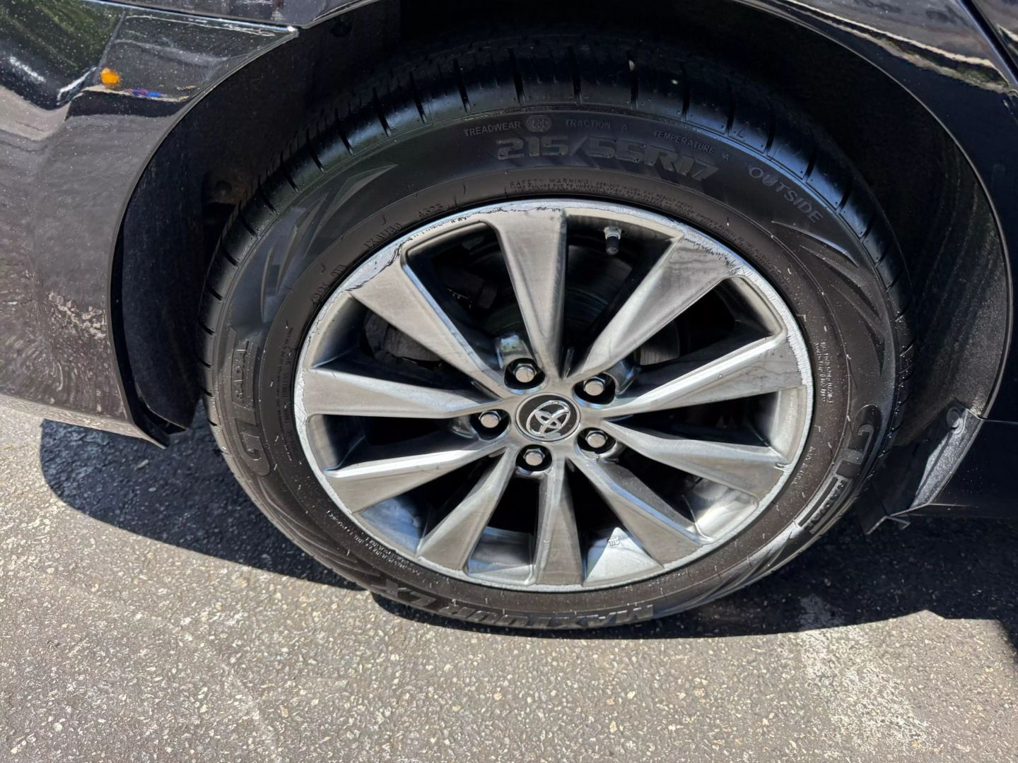 2015 Toyota Camry - Image 47