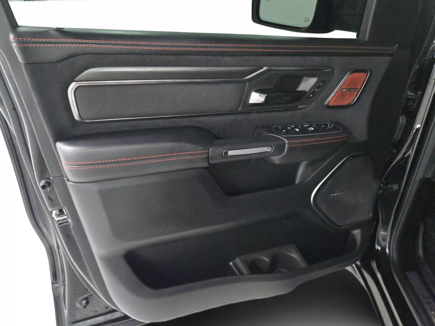 2021 Ram 1500 Crew Cab - Image 21