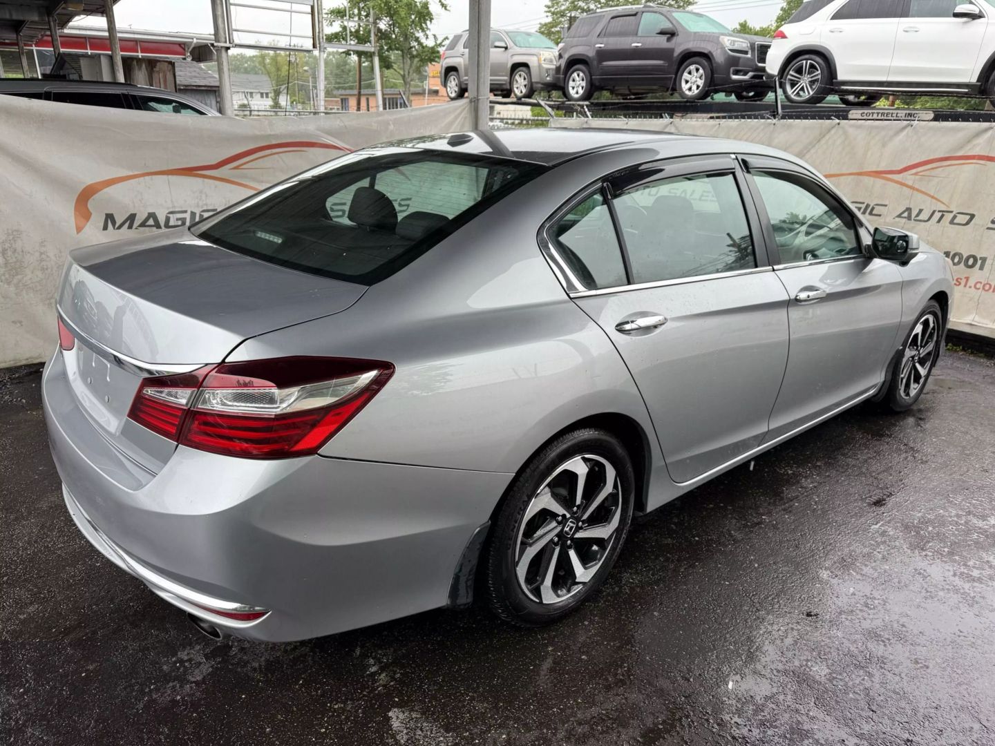 2017 Honda Accord - Image 13
