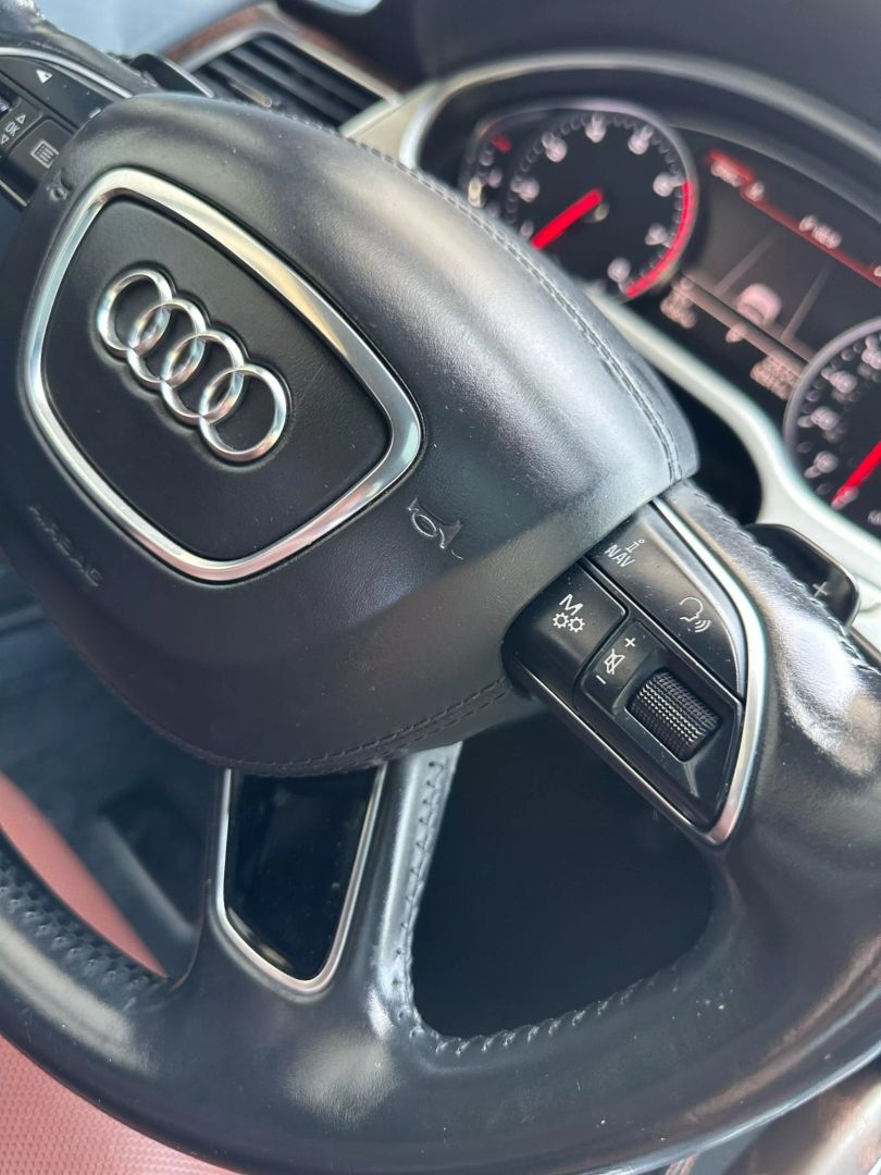2017 Audi A8 - Image 65