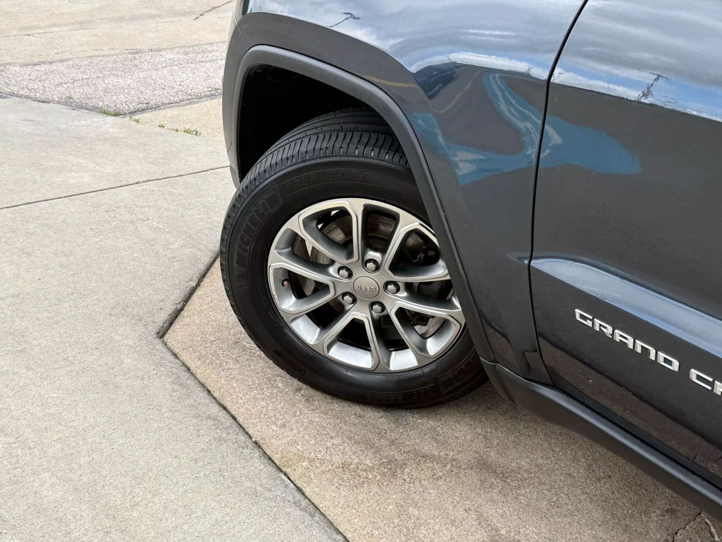 2015 Jeep Grand Cherokee - Image 57