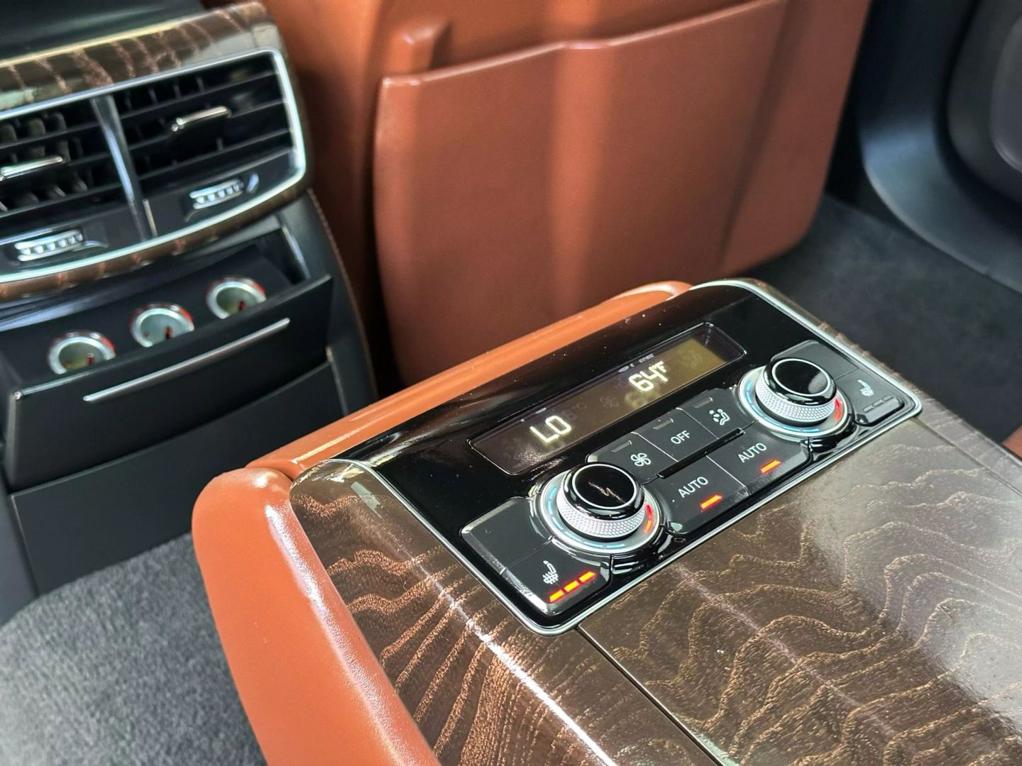 2017 Audi A8 - Image 35