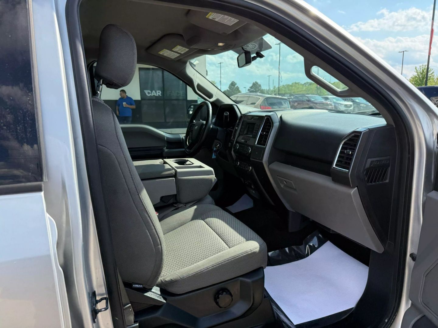 2015 Ford F150 Supercrew Cab - Image 23
