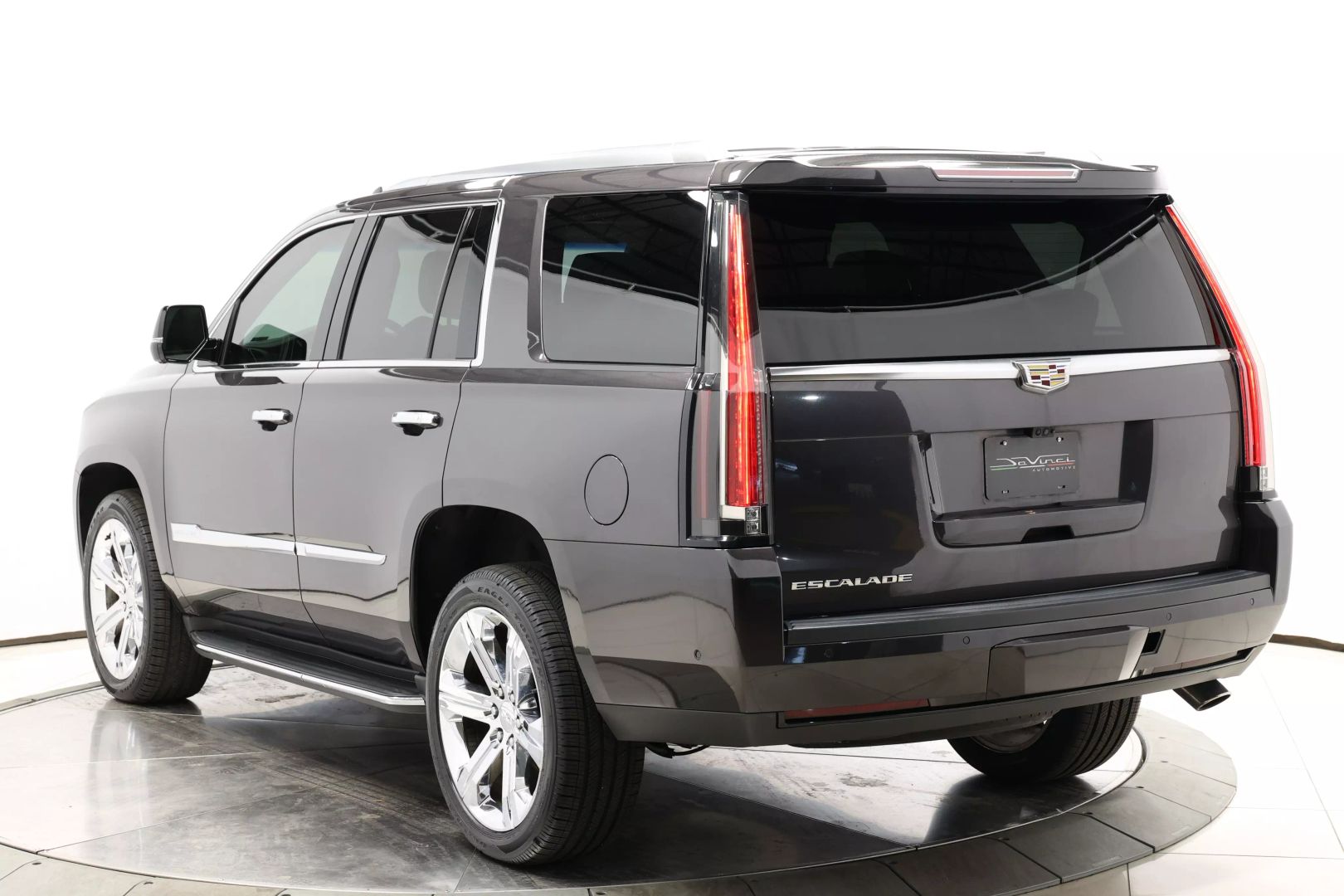 2017 Cadillac Escalade - Image 60
