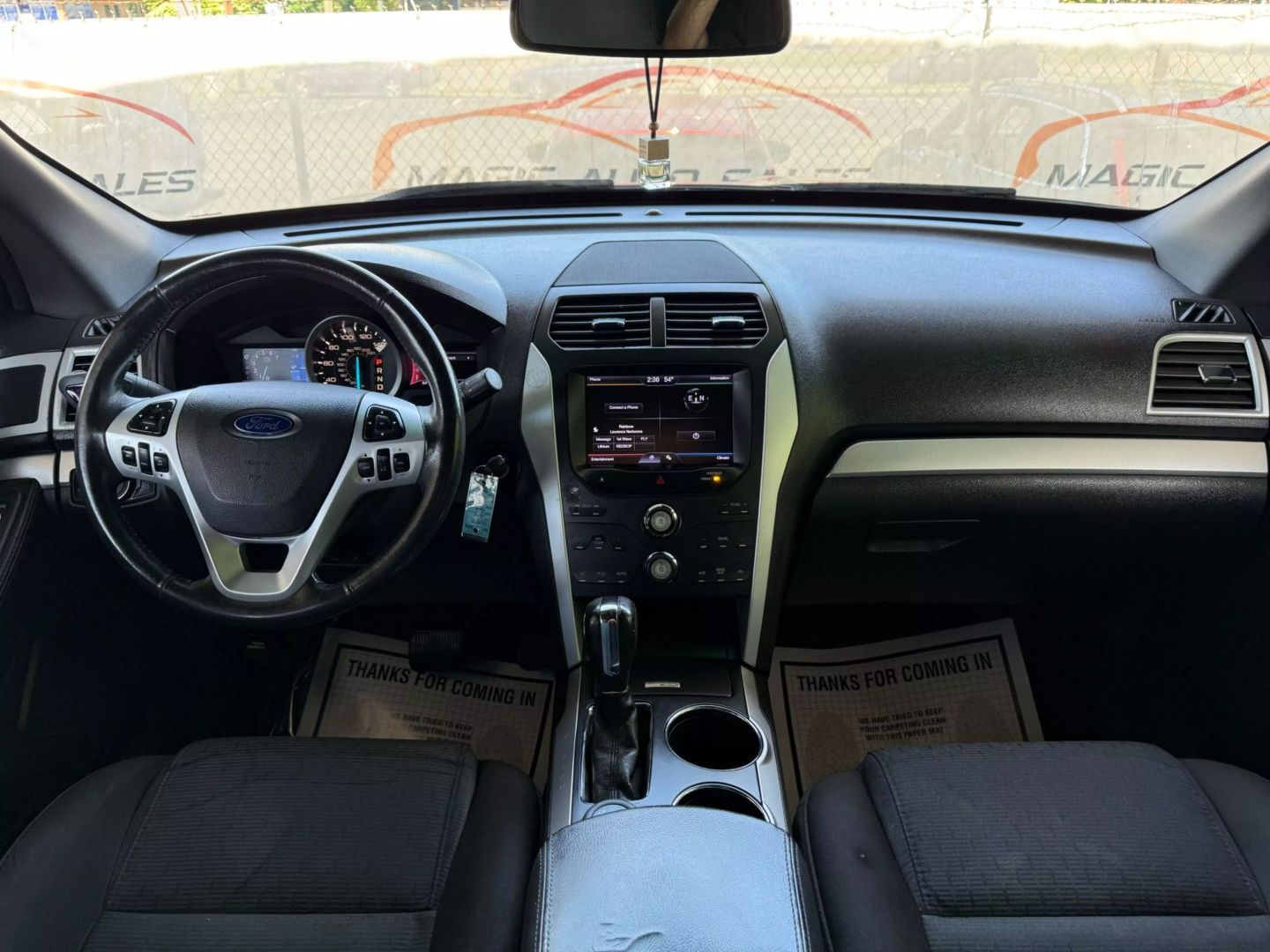 2013 Ford Explorer - Image 28