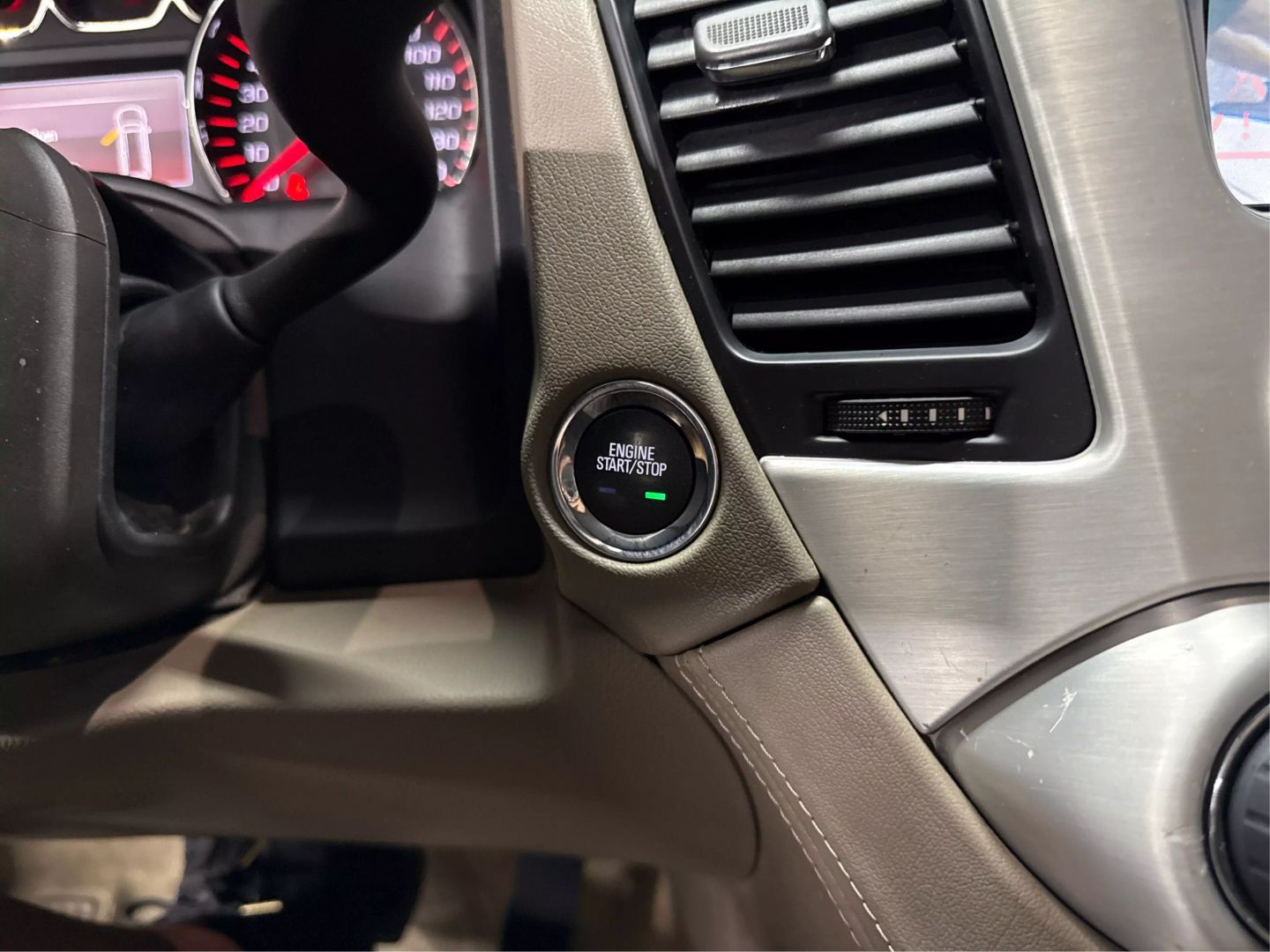 2015 Gmc Yukon - Image 25