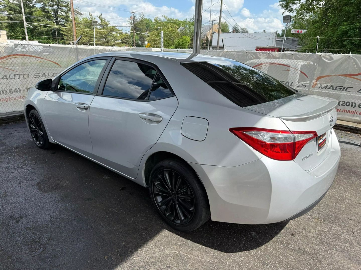 2015 Toyota Corolla - Image 13