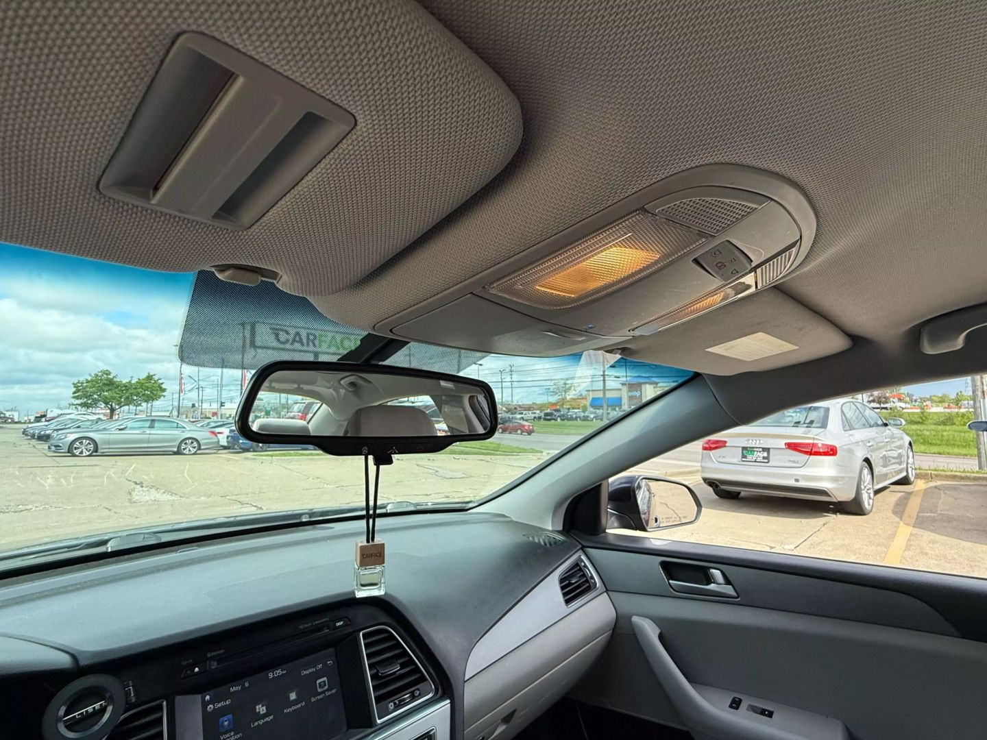 2016 Hyundai Sonata - Image 43