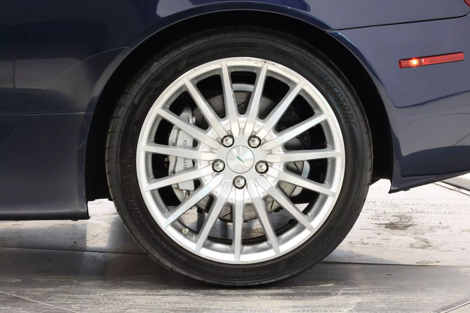 2008 Aston Martin Db9 - Image 99