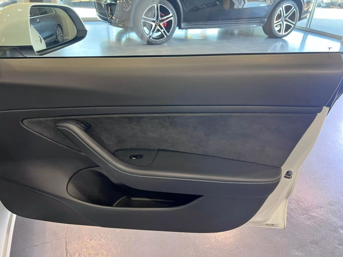 2021 Tesla Model 3 Long Range Sedan 4d - Image 22
