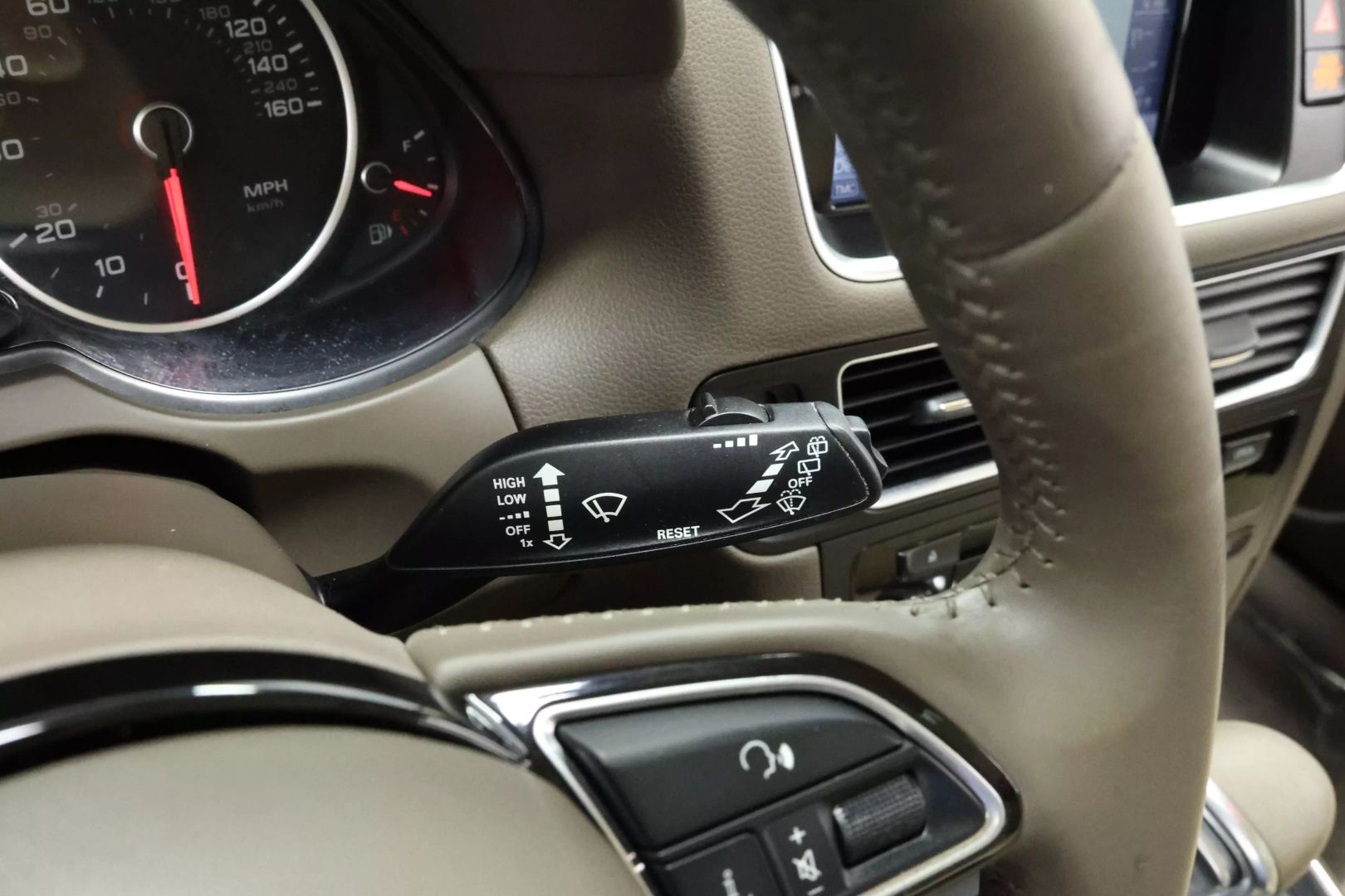2016 Audi Q5 - Image 30