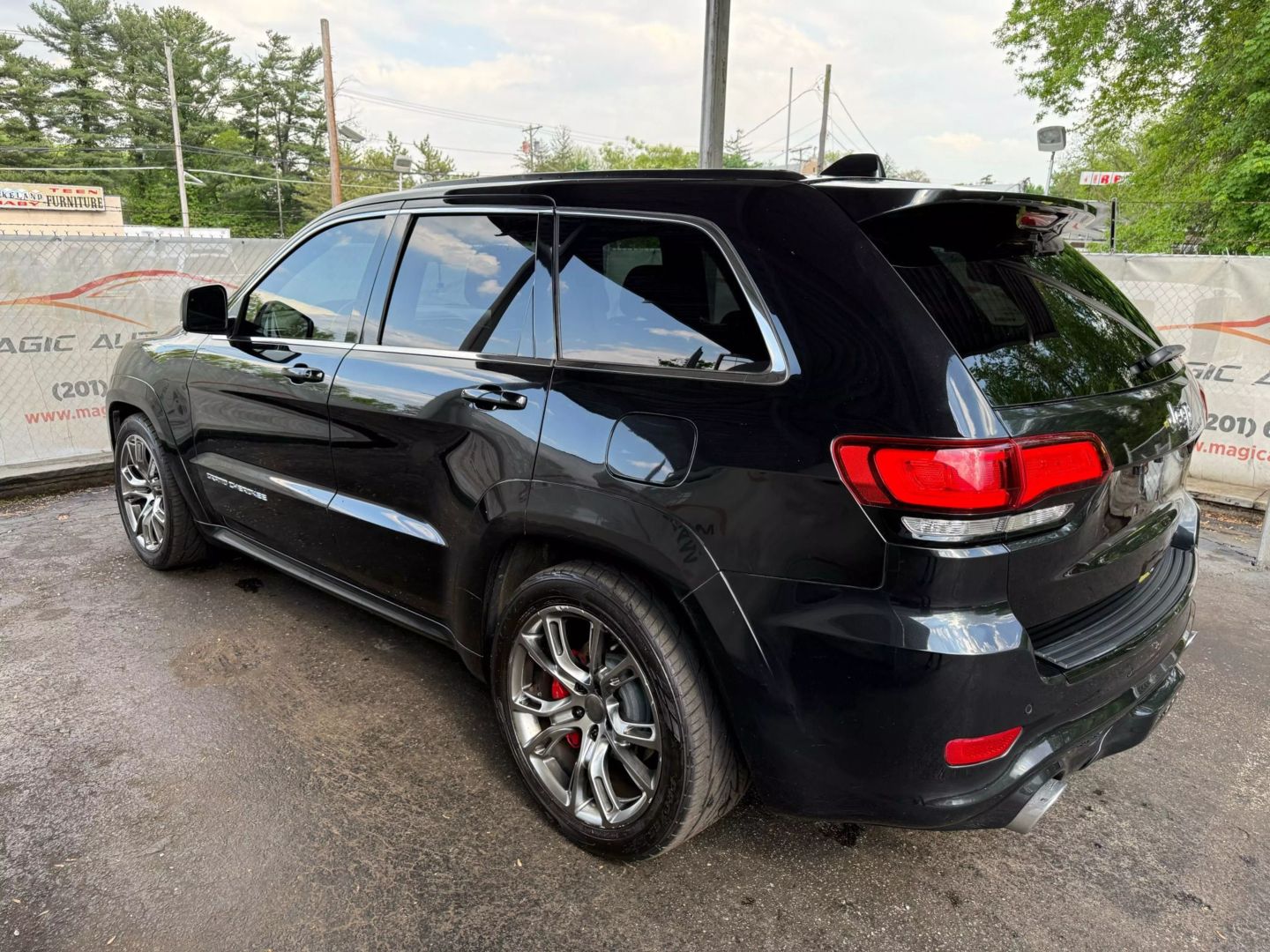 2014 Jeep Grand Cherokee - Image 12