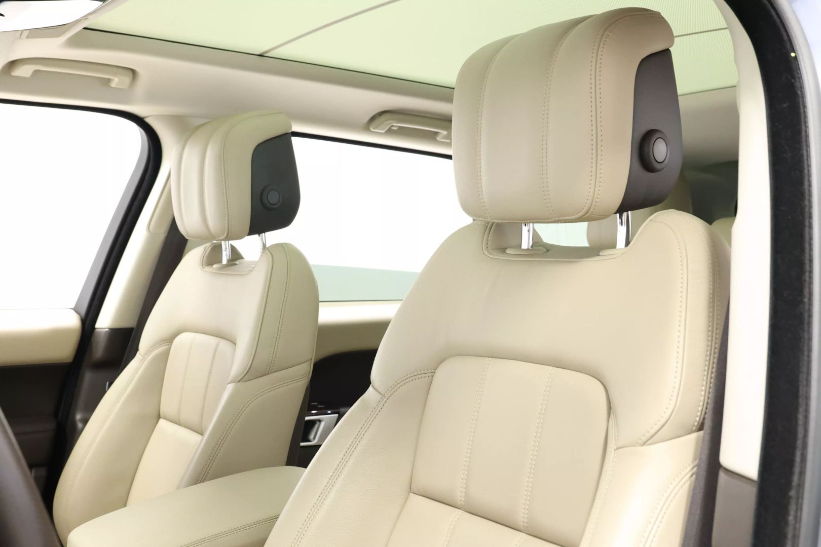 2021 Land Rover Range Rover Sport - Image 18