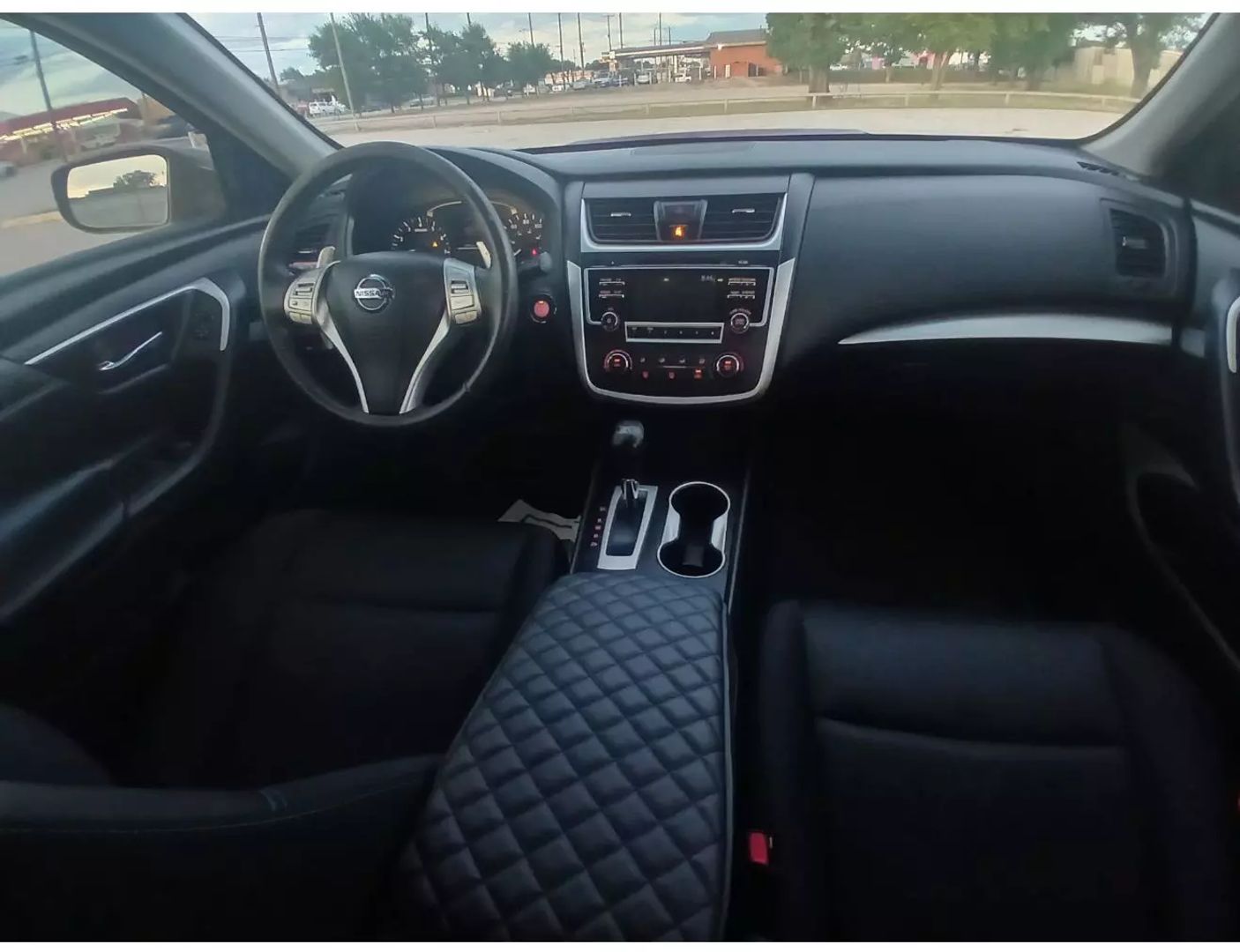 2016 Nissan Altima - Image 10