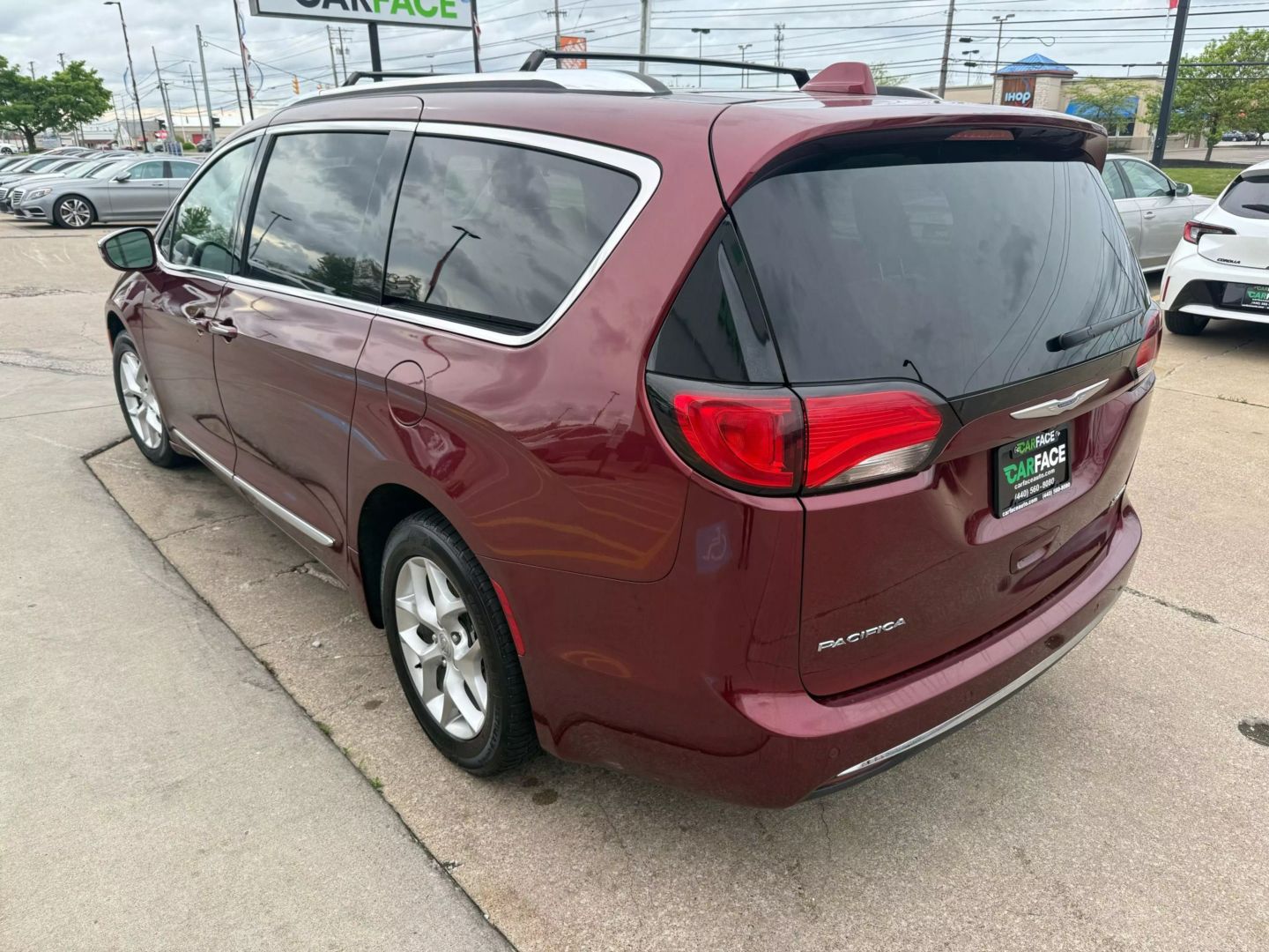 2020 Chrysler Pacifica - Image 7
