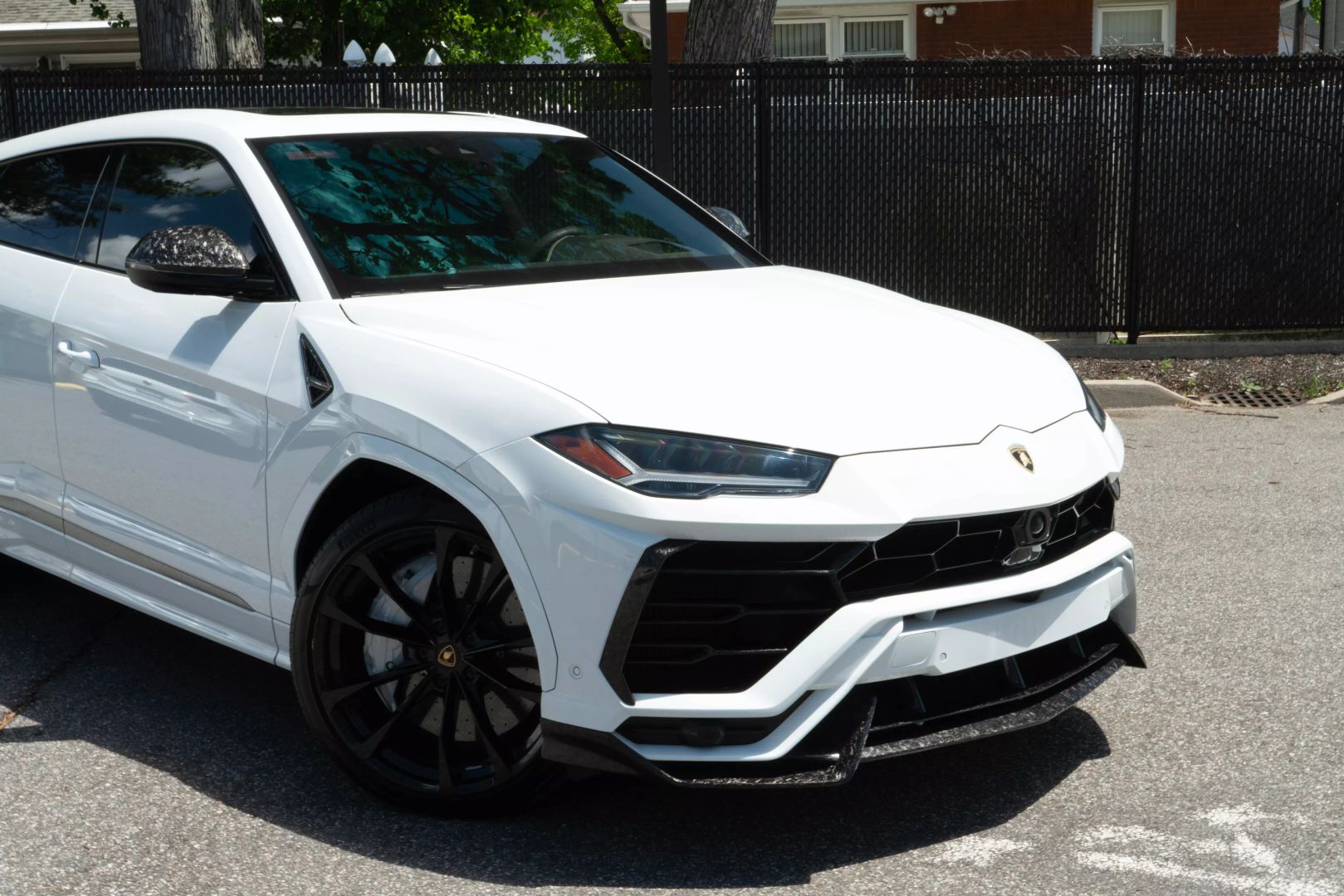 2019 Lamborghini Urus - Image 8