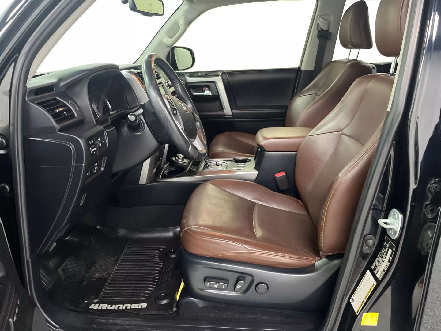 2019 Toyota 4runner - Image 9