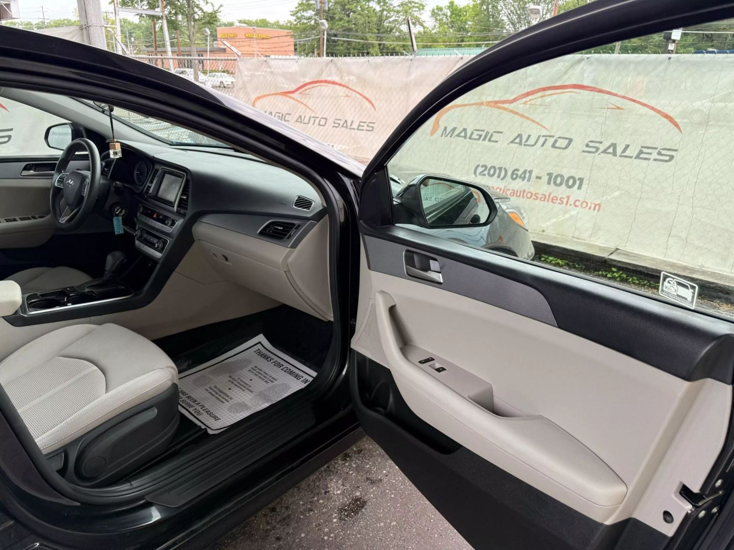 2019 Hyundai Sonata - Image 24